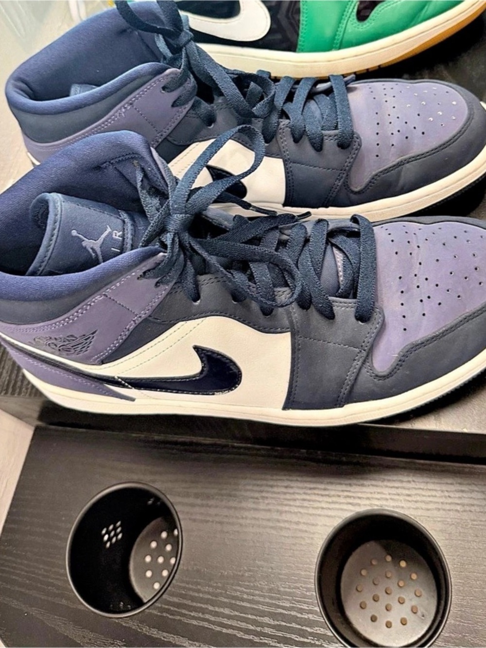Jordan Air Jordan 1 Mid Sneakers Purple & Black US 11